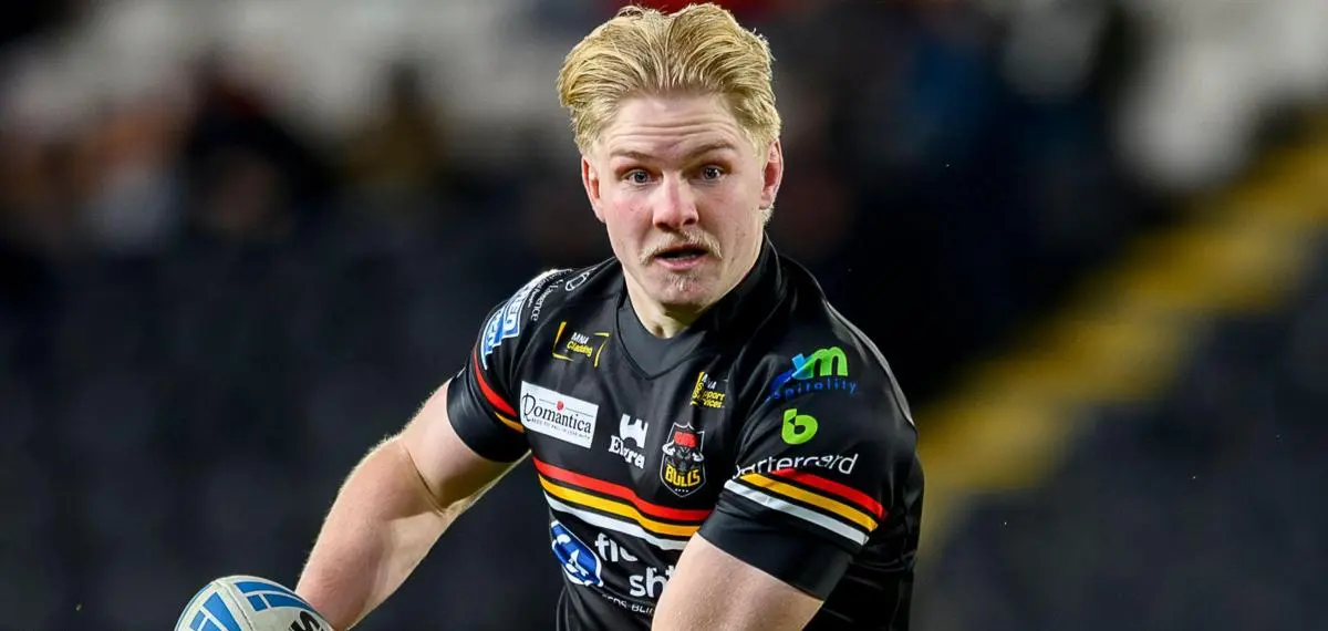 Rugby League Player Heads to Dewsbury for a Month