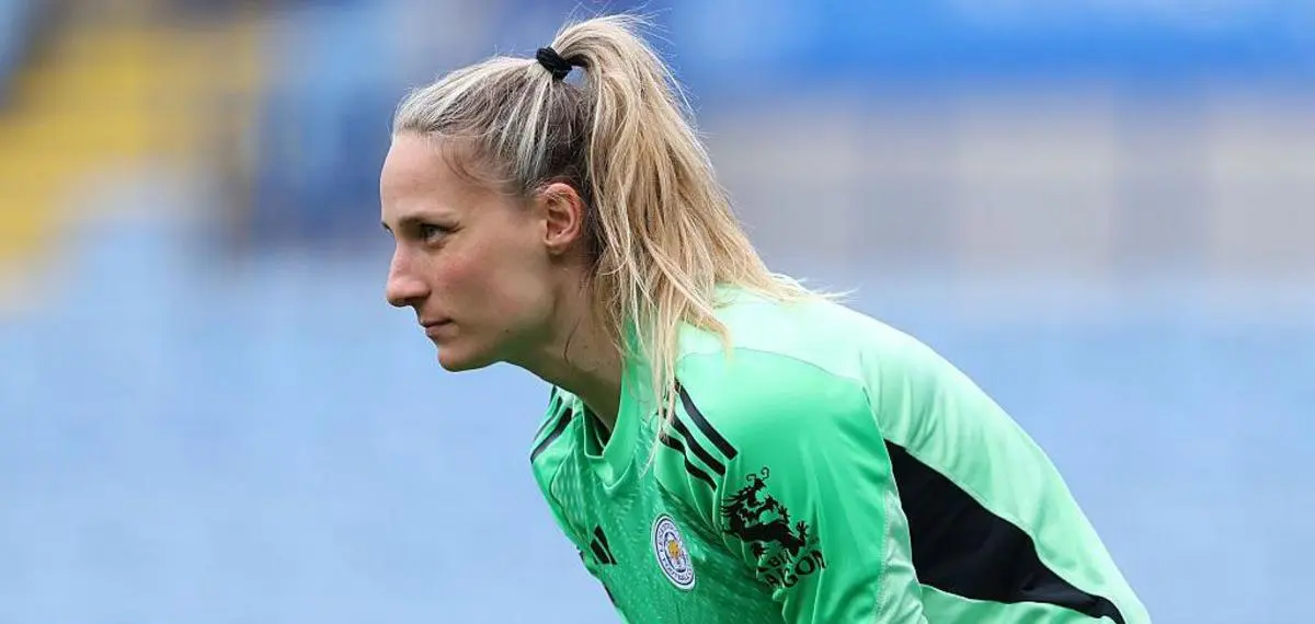 A New Face in Goal for Manchester United