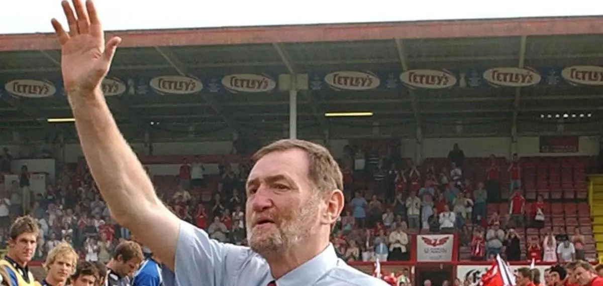 A Rugby Hero Gets His Due