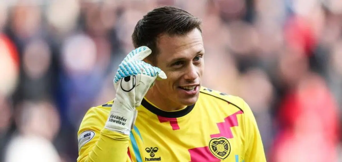 Hearts Welcome New Goalkeeper Beau Reus