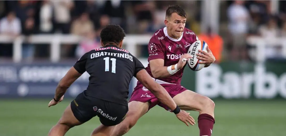 Young Full-Back Locks In Future with Sale